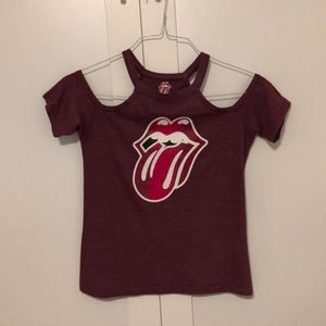 So Nikki Rolling Stones cold shoulder T-shirt L